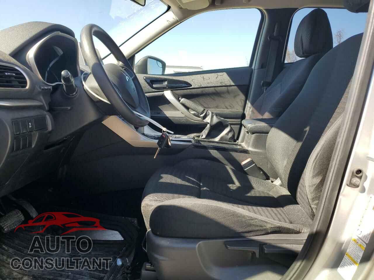 MITSUBISHI ECLIPSE 2018 - JA4AT4AA2JZ046978