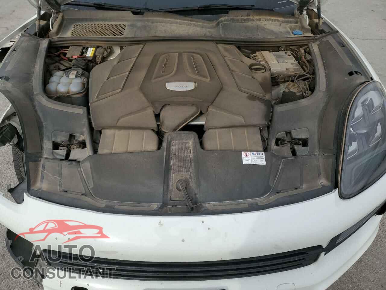 PORSCHE CAYENNE 2021 - WP1AA2AY0MDA03642