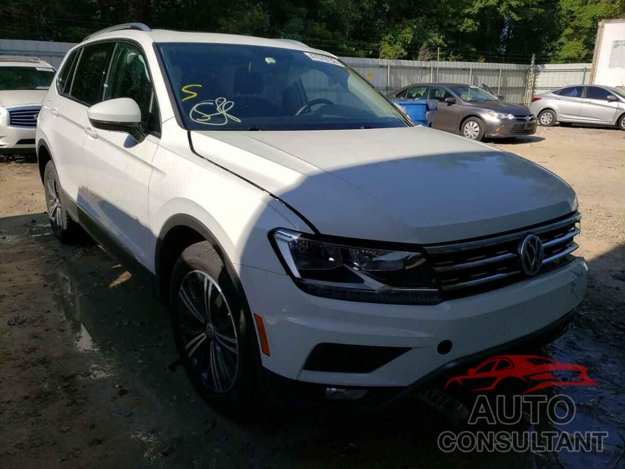 VOLKSWAGEN TIGUAN 2019 - 3VV3B7AX9KM074448