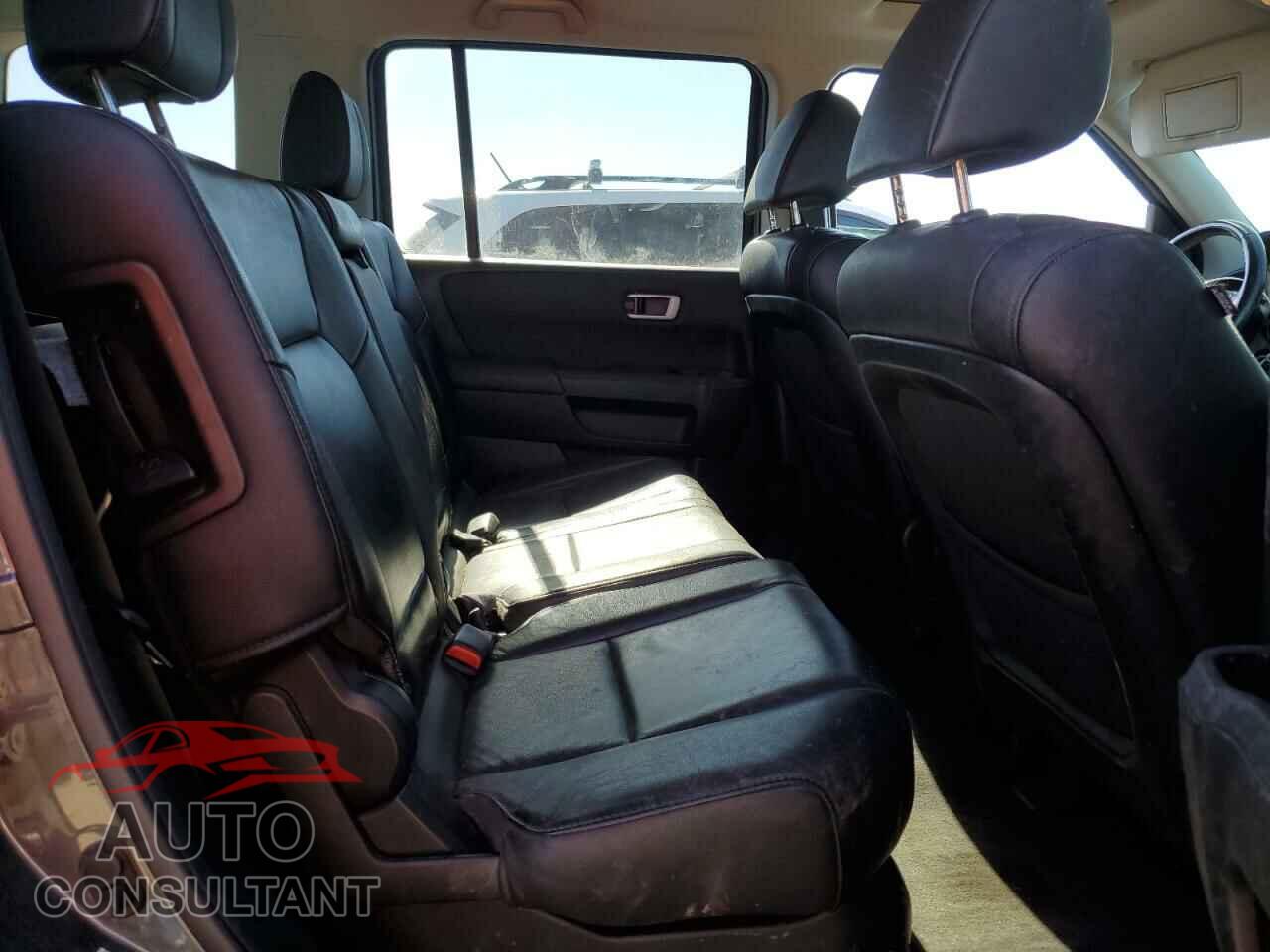 HONDA PILOT 2013 - 5FNYF4H53DB054148