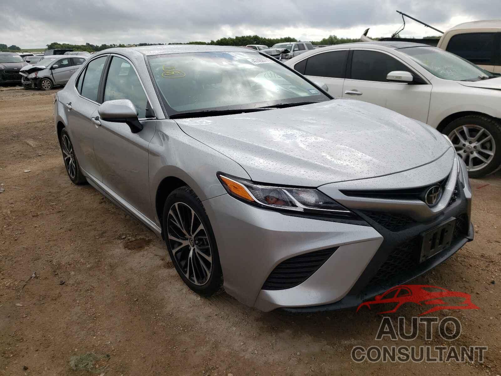 TOYOTA CAMRY 2020 - 4T1G11AK2LU986979