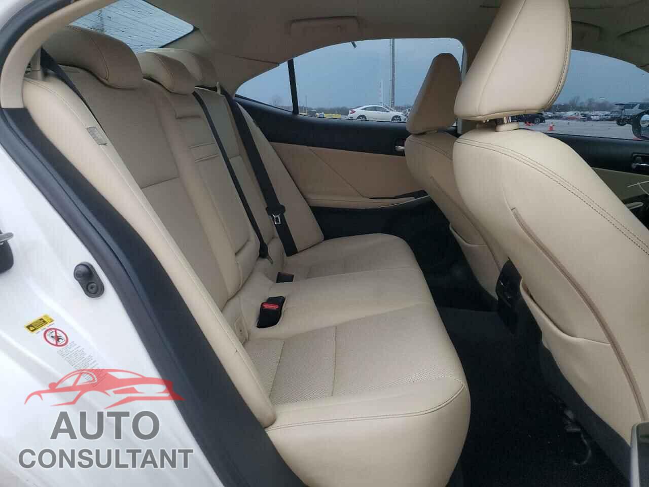 LEXUS IS 2014 - JTHCF1D22E5003147