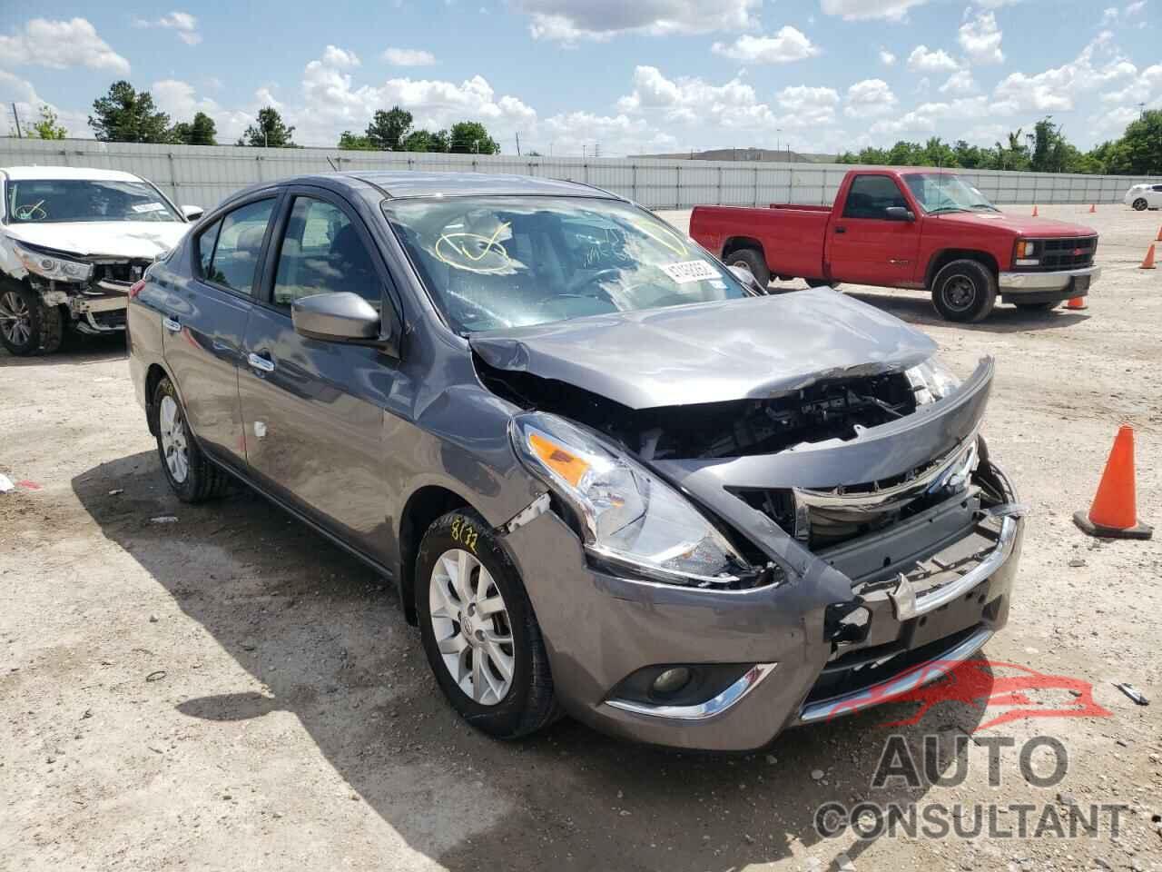 NISSAN VERSA 2018 - 3N1CN7AP6JL884066