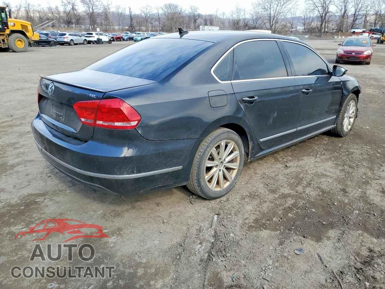 VOLKSWAGEN PASSAT 2012 - 1VWCP7A37CC088409