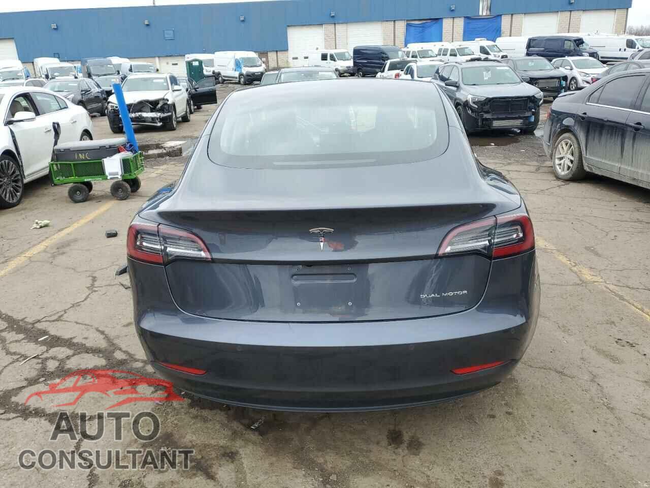 TESLA MODEL 3 2018 - 5YJ3E1EB3JF094134