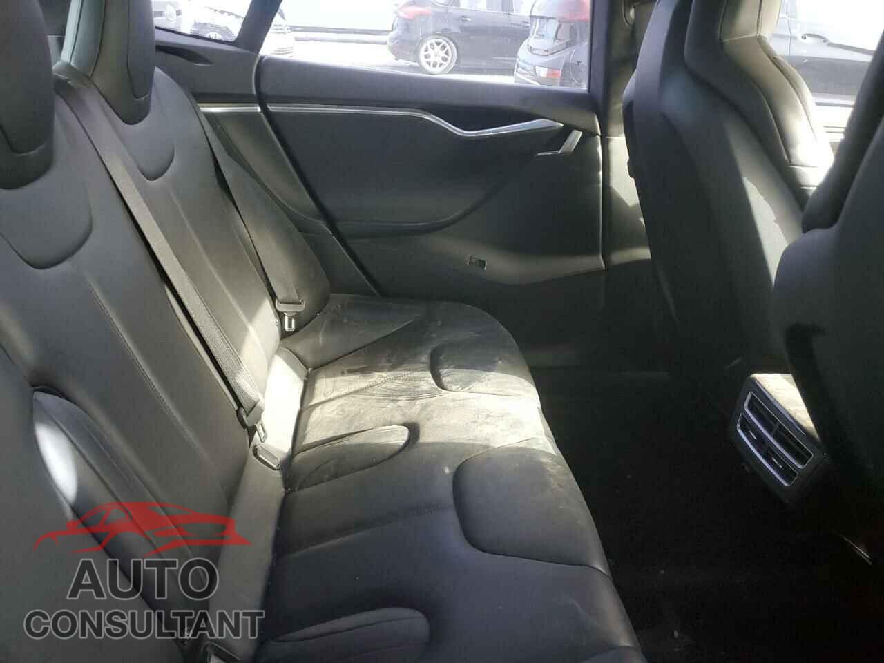 TESLA MODEL S 2016 - 5YJSA1E28GF129475