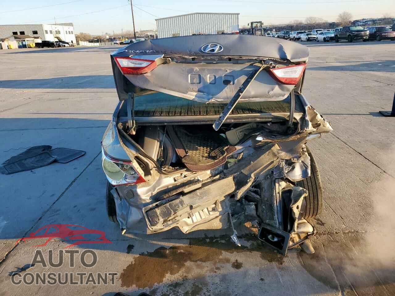 HYUNDAI SONATA 2011 - 5NPEB4AC2BH136376