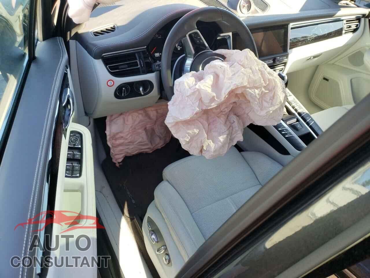 PORSCHE MACAN 2021 - WP1AA2A59MLB17683