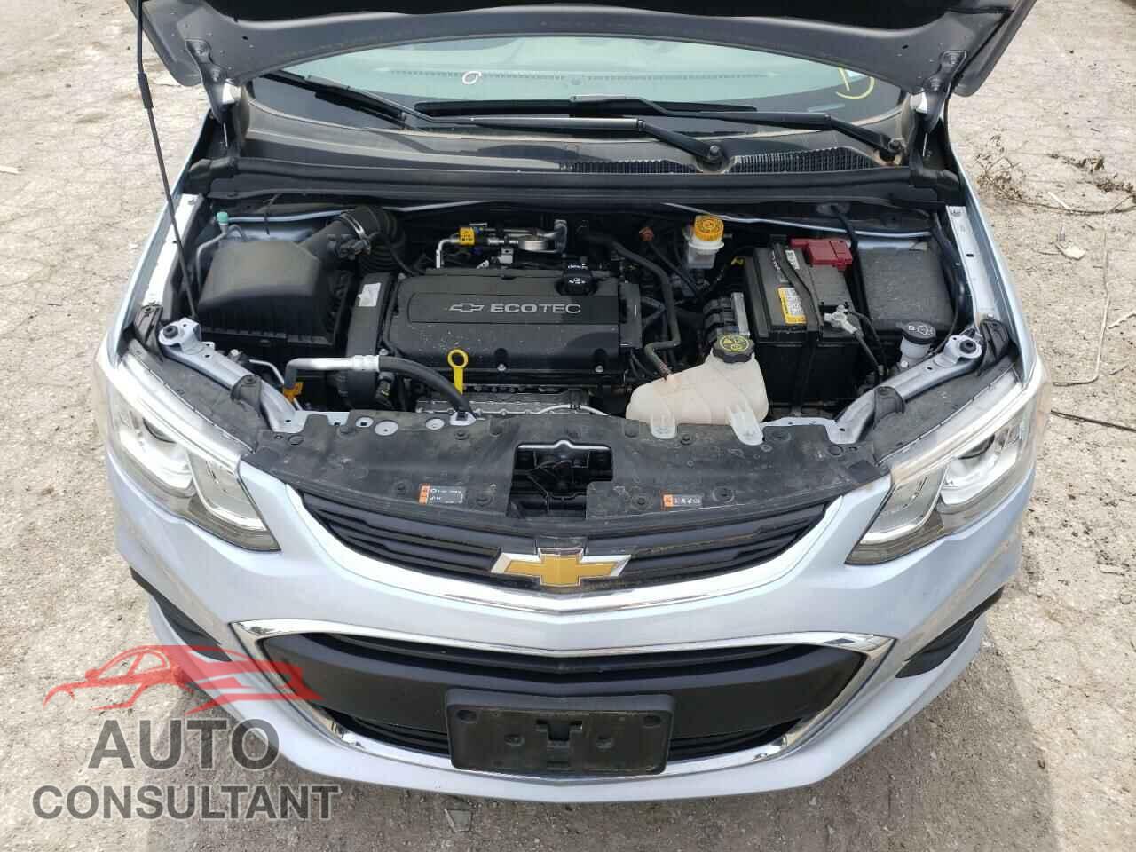 CHEVROLET SONIC 2017 - 1G1JD5SHXH4114979