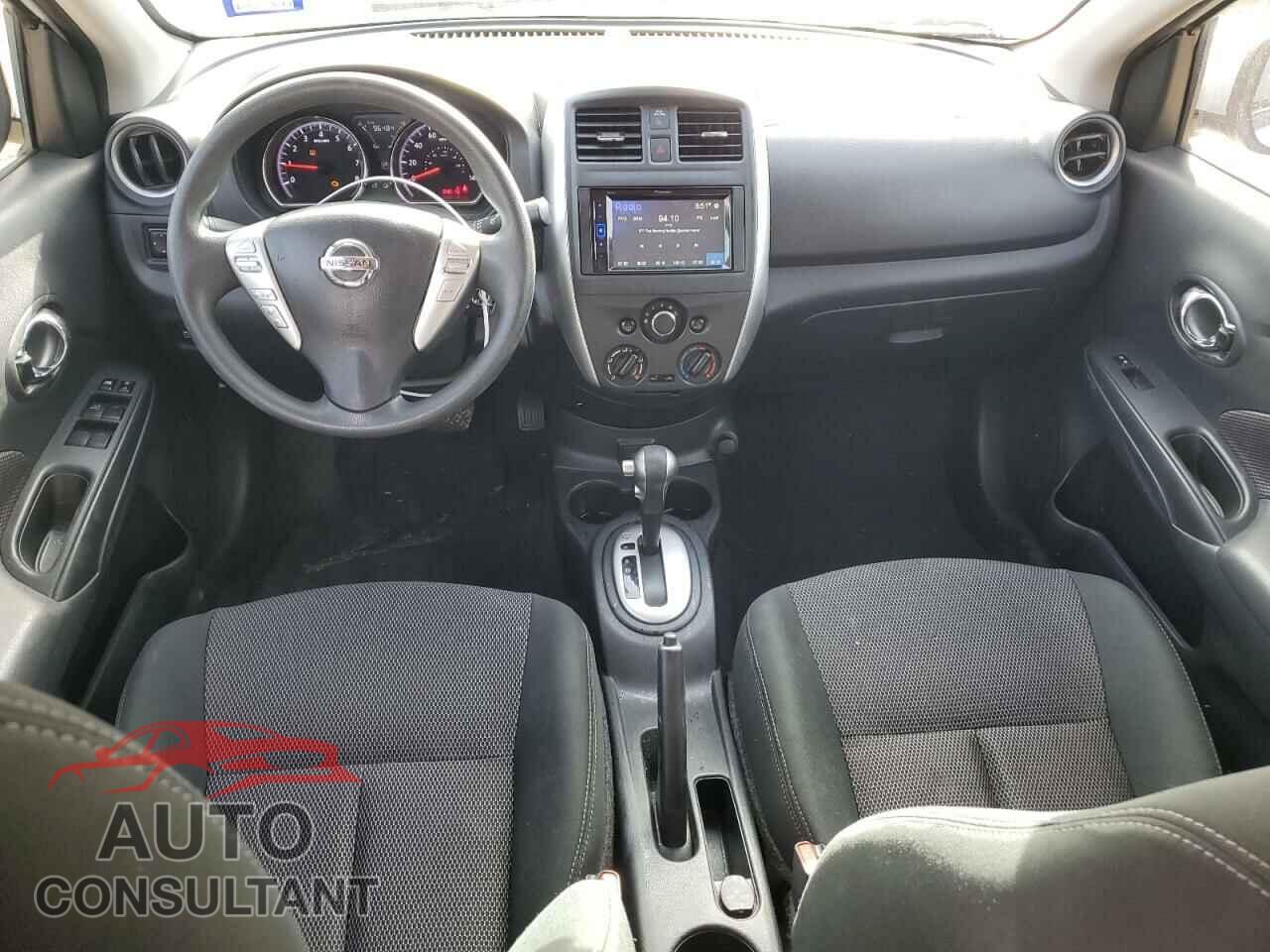 NISSAN VERSA 2017 - 3N1CN7AP3HL870863