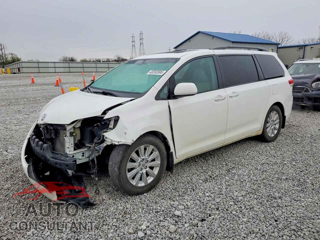 TOYOTA SIENNA 2011 - 5TDDK3DC0BS028849