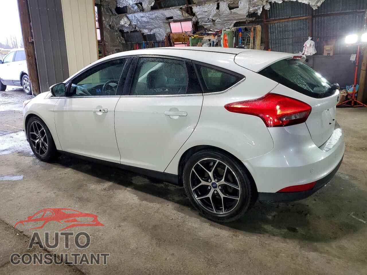 FORD FOCUS 2016 - 1FADP3N21GL275142