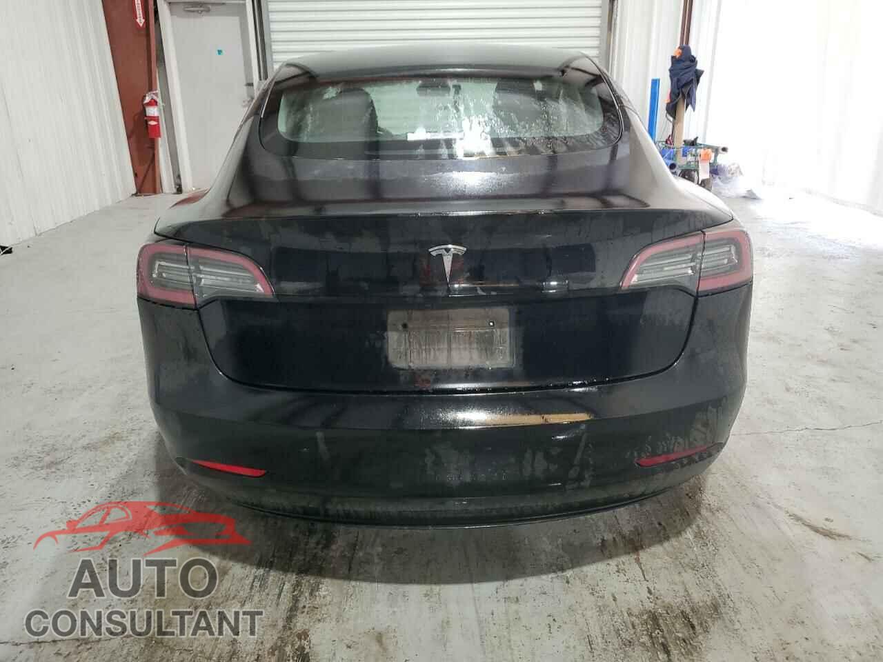 TESLA MODEL 3 2022 - 5YJ3E1EA2NF190088