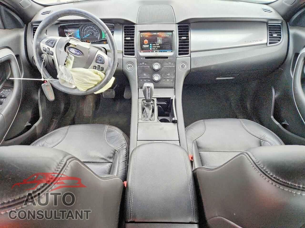 FORD TAURUS 2015 - 1FAHP2E84FG181358