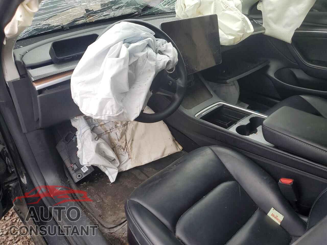 TESLA MODEL 3 2022 - 5YJ3E1EB9NF182174