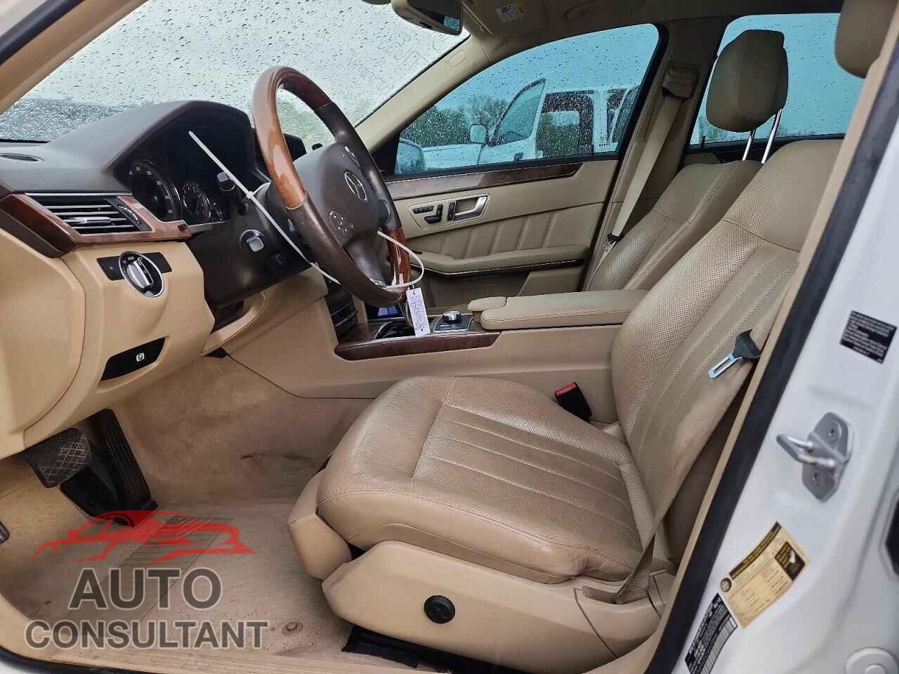 MERCEDES-BENZ E-CLASS 2013 - WDDHF5KBXDA665846