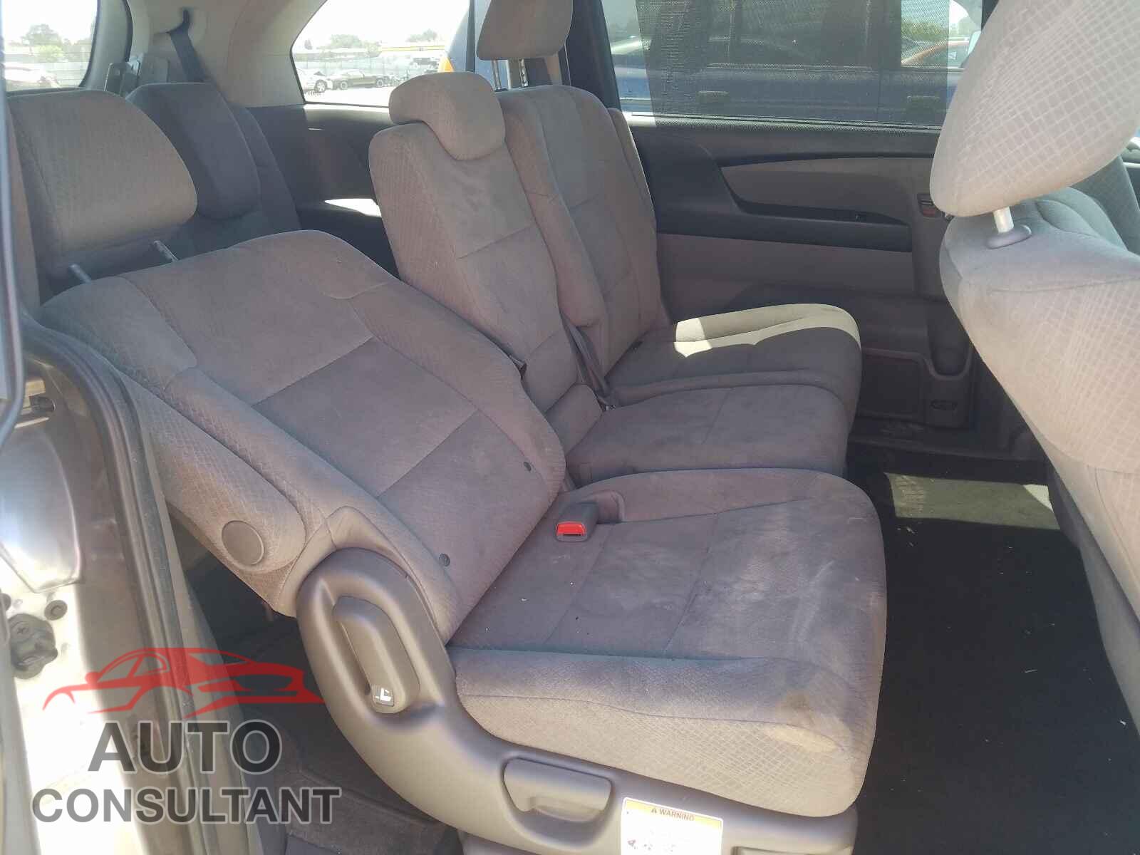 HONDA ODYSSEY 2016 - 5FNRL5H31GB016553