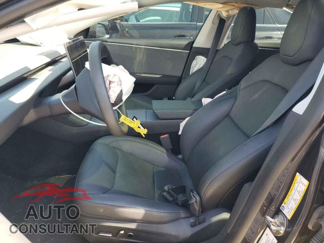 TESLA MODEL 3 2024 - 5YJ3E1EAXRF749828