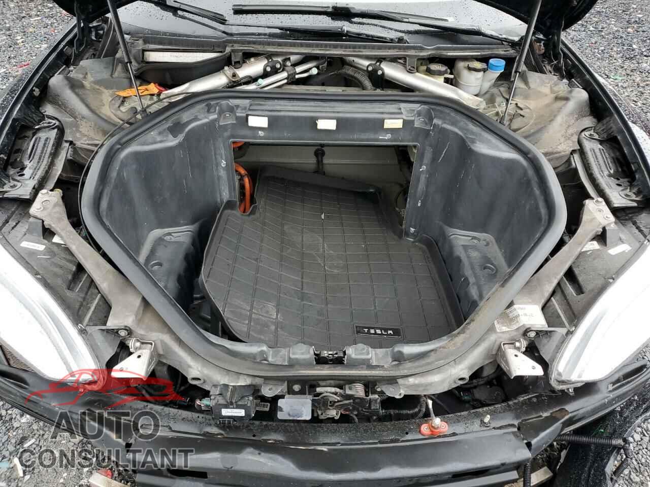 TESLA MODEL S 2013 - 5YJSA1CP9DFP07884