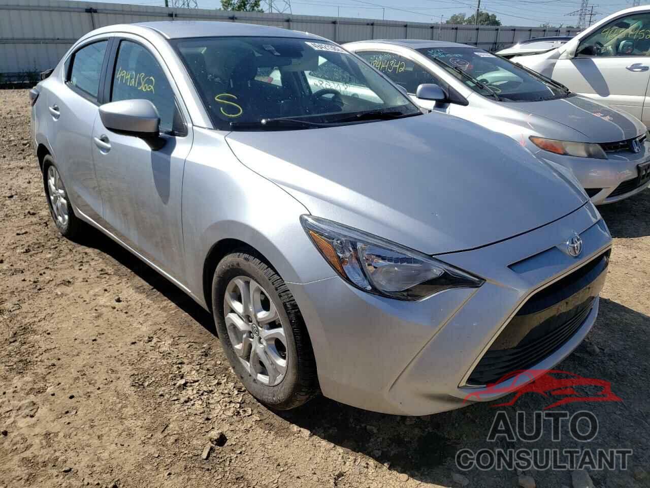 TOYOTA YARIS 2017 - 3MYDLBYV6HY165347