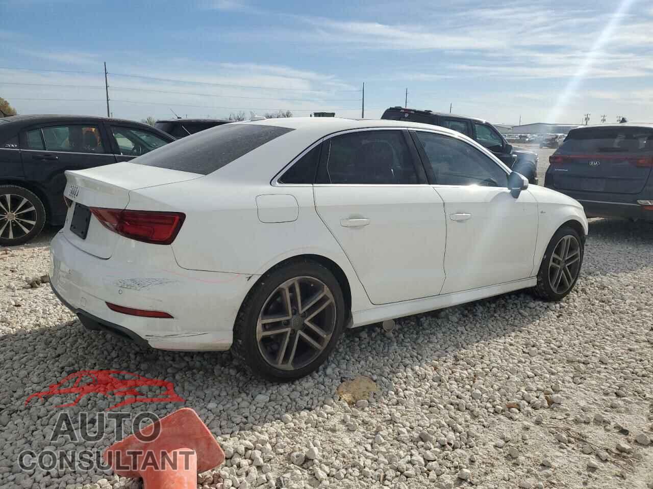 AUDI A3 2017 - WAUGUGFF7H1046600
