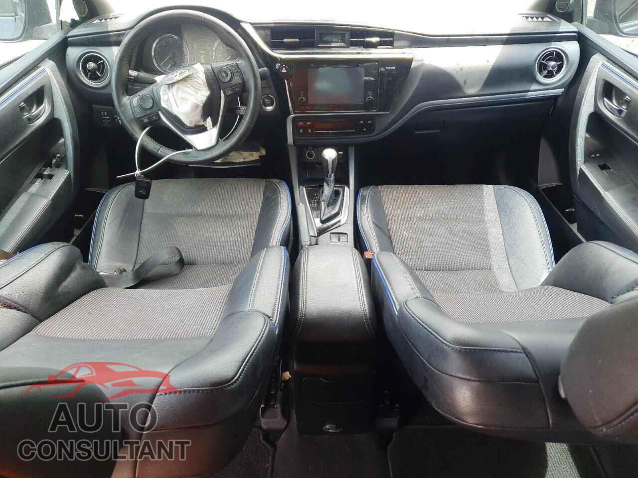 TOYOTA COROLLA 2017 - 2T1BURHE5HC772402