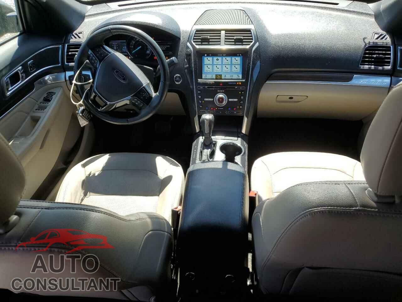 FORD EXPLORER 2018 - 1FM5K7F87JGA04573