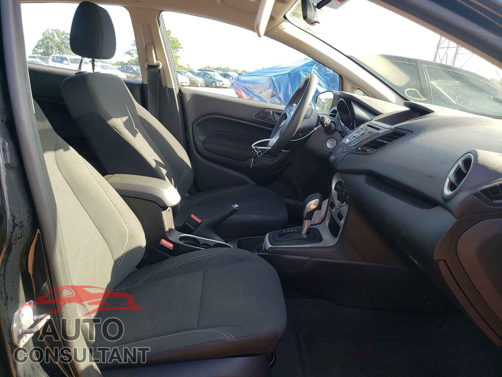 FORD FIESTA 2017 - 3FADP4EJ5HM145751