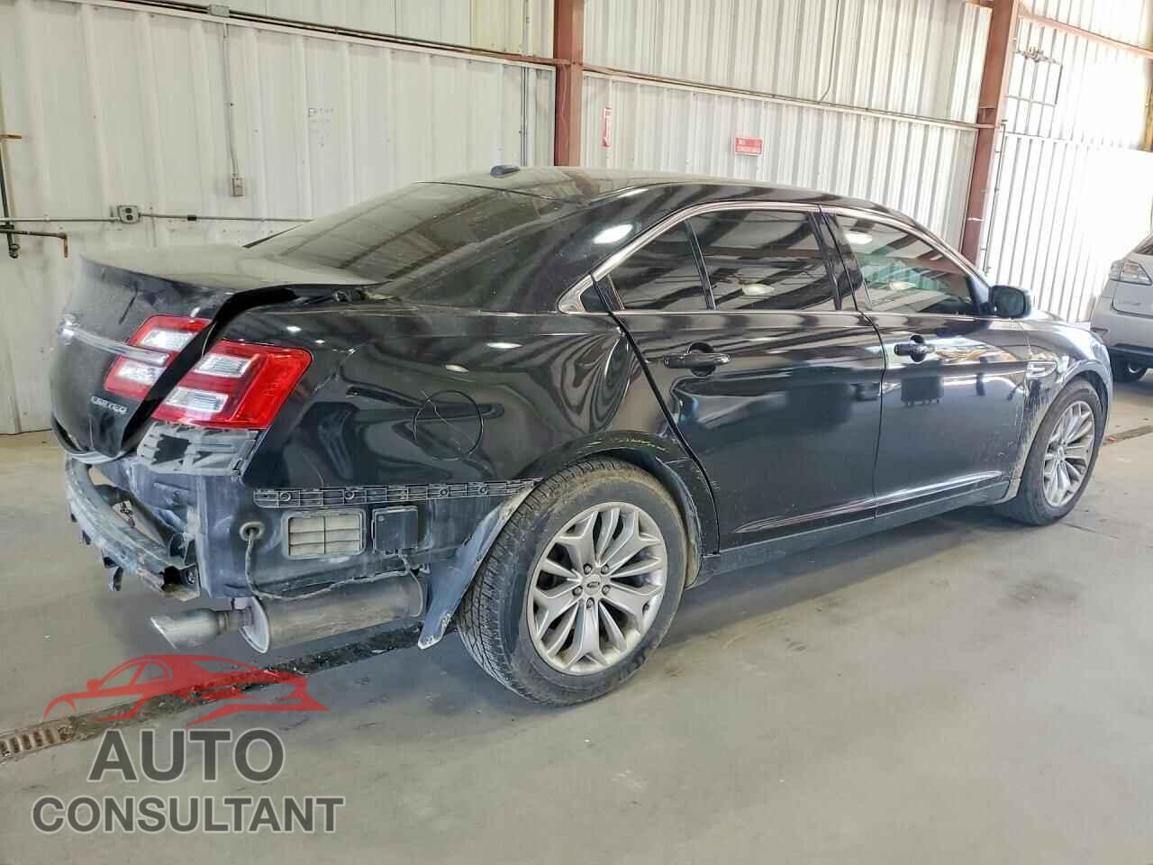 FORD TAURUS 2019 - 1FAHP2F89KG111427