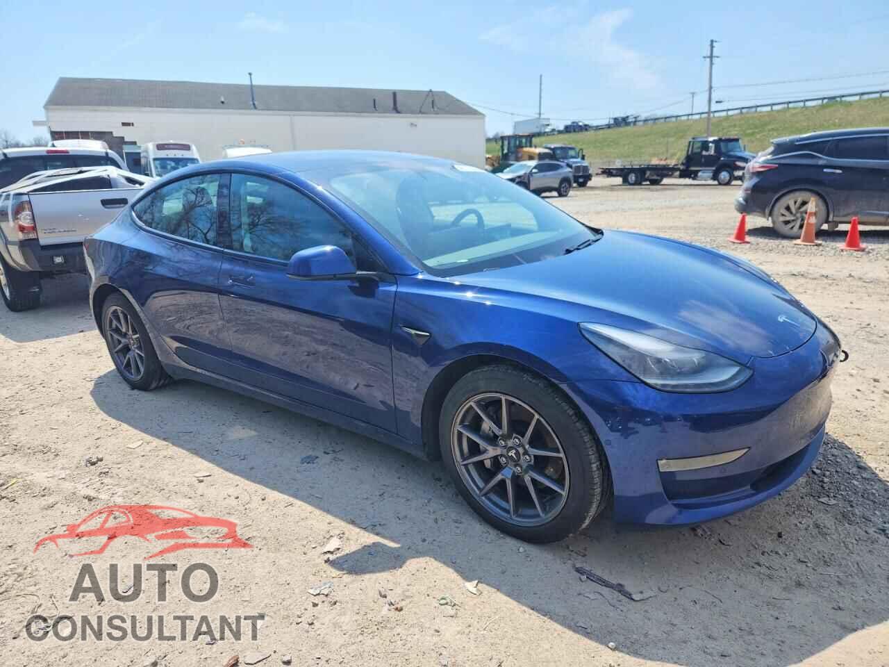 TESLA MODEL 3 2021 - 5YJ3E1EB3MF988140