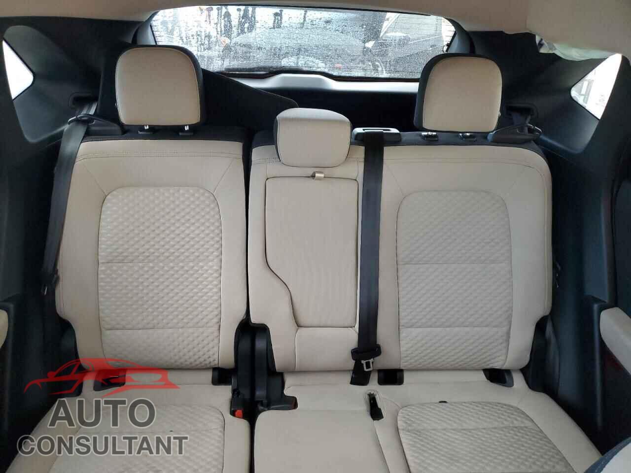 FORD ESCAPE 2020 - 1FMCU9G69LUA20062