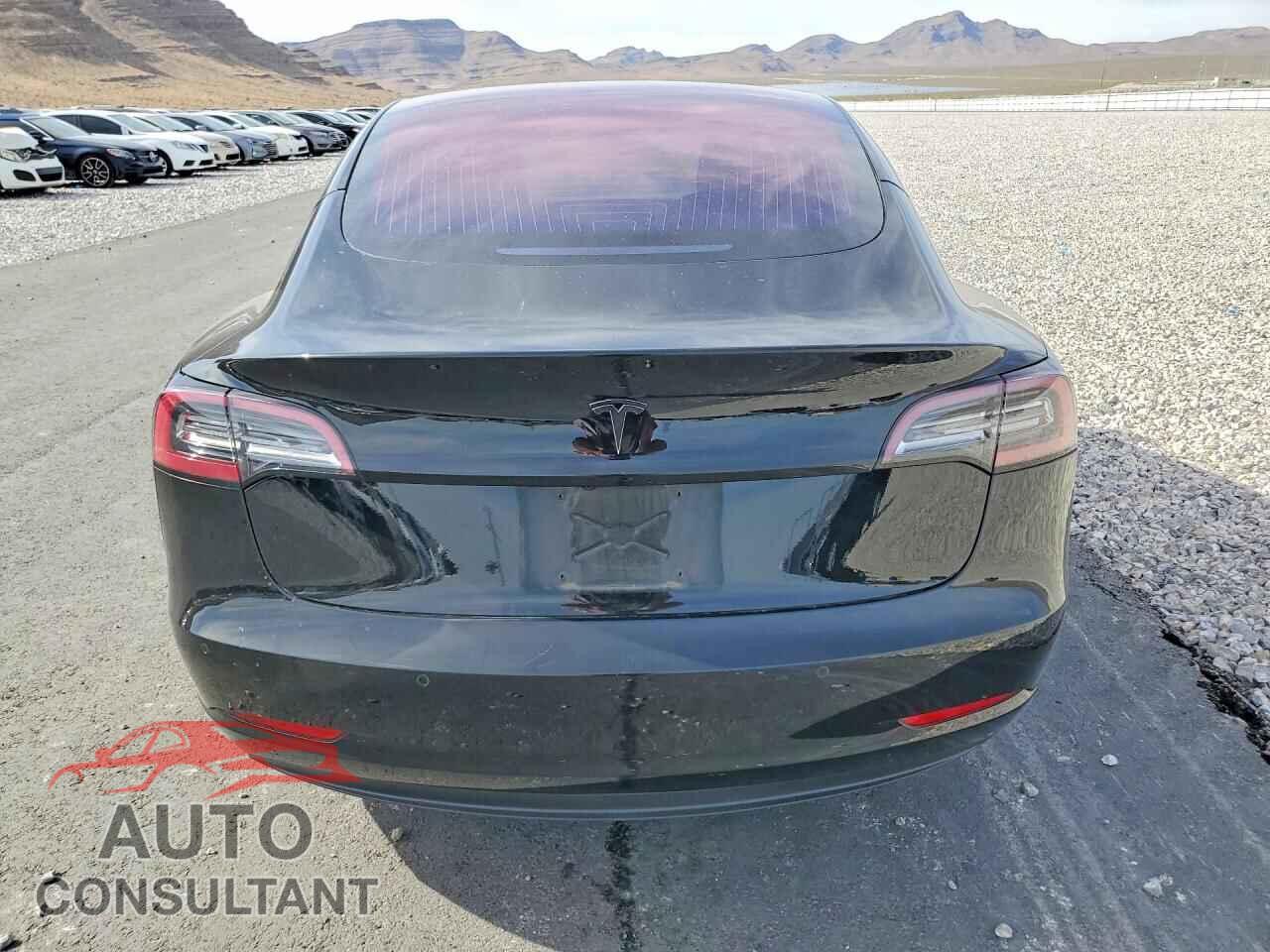 TESLA MODEL 3 2018 - 5YJ3E1EA6JF007656