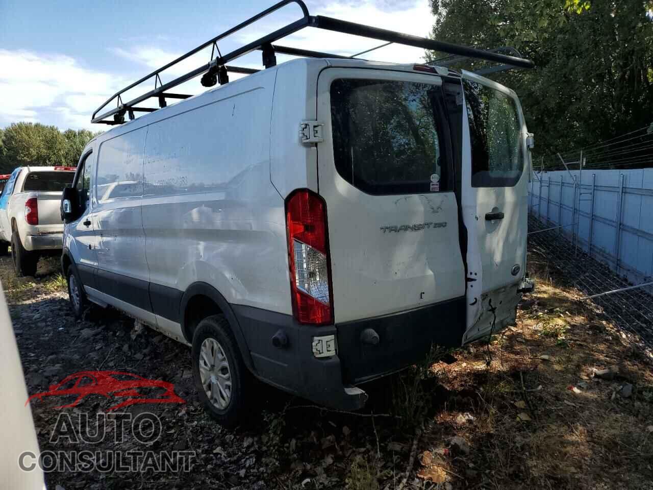 FORD TRANSIT 2017 - 1FTYR2YM8HKA96780