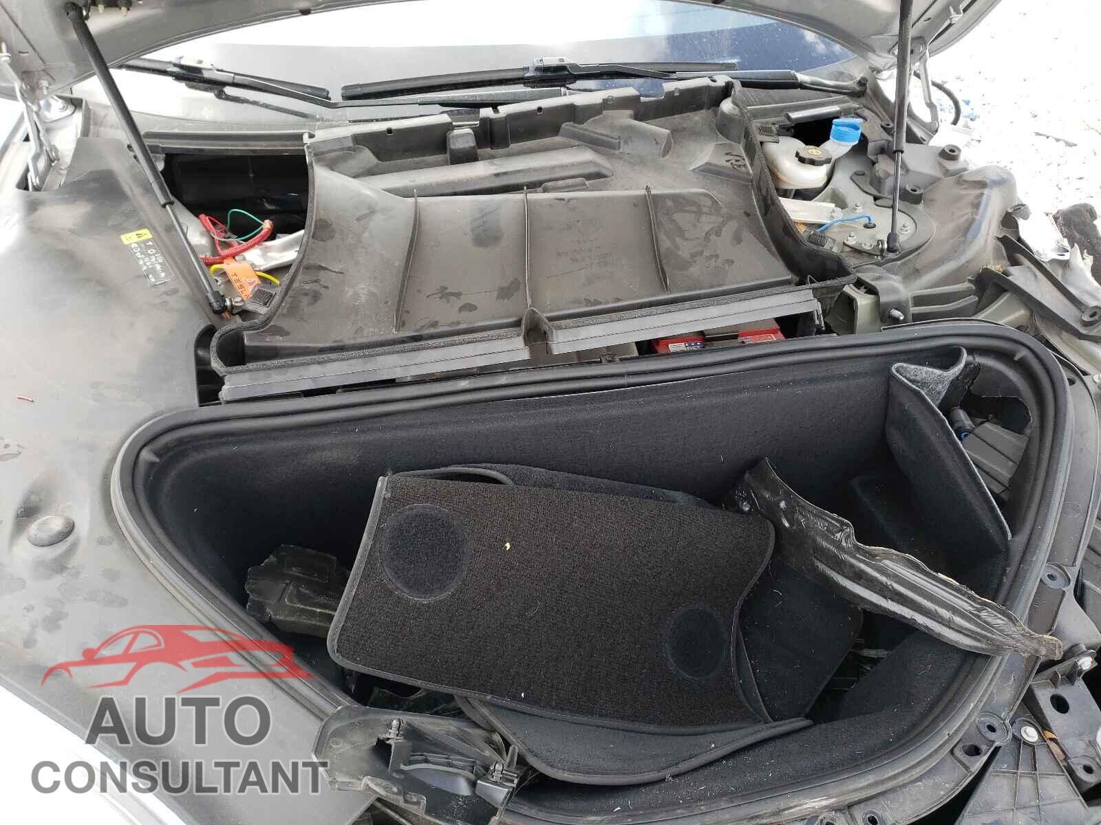 TESLA MODEL S 2018 - 5YJSA1E27JF241546