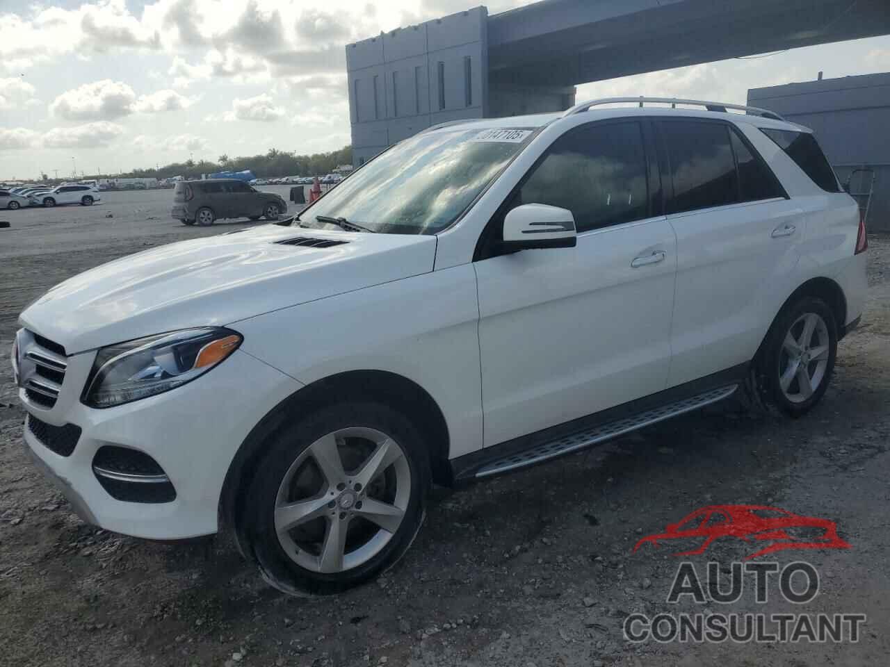 MERCEDES-BENZ GLE-CLASS 2016 - 4JGDA5JB9GA778874