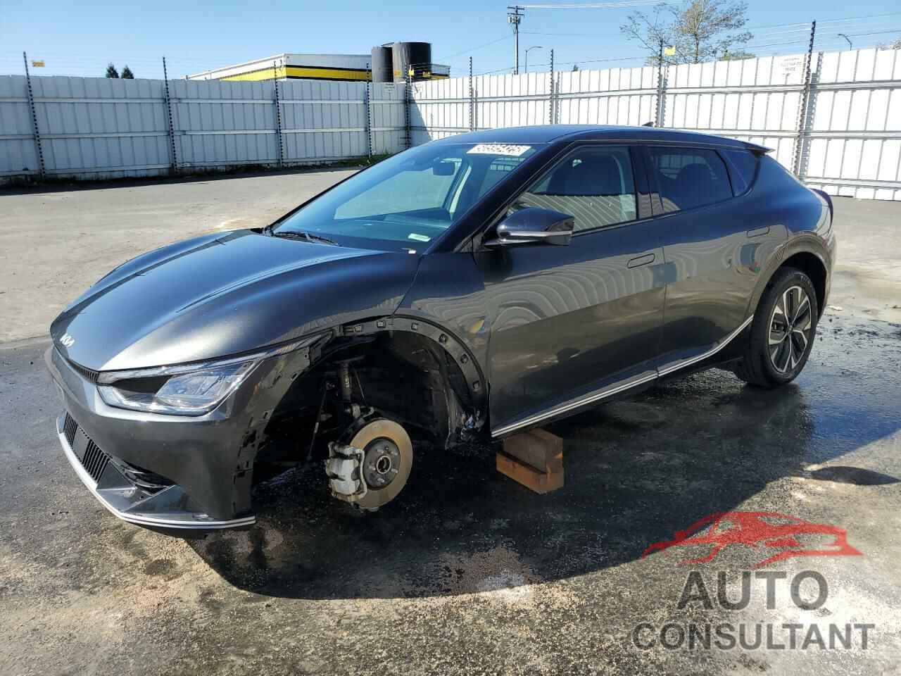KIA EV6 LIGHT 2023 - KNDC34LA7P5149602