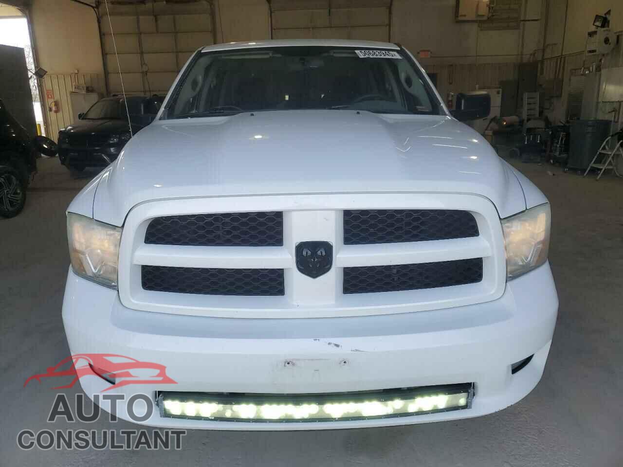 DODGE RAM 1500 2012 - 1C6RD7KT7CS176653