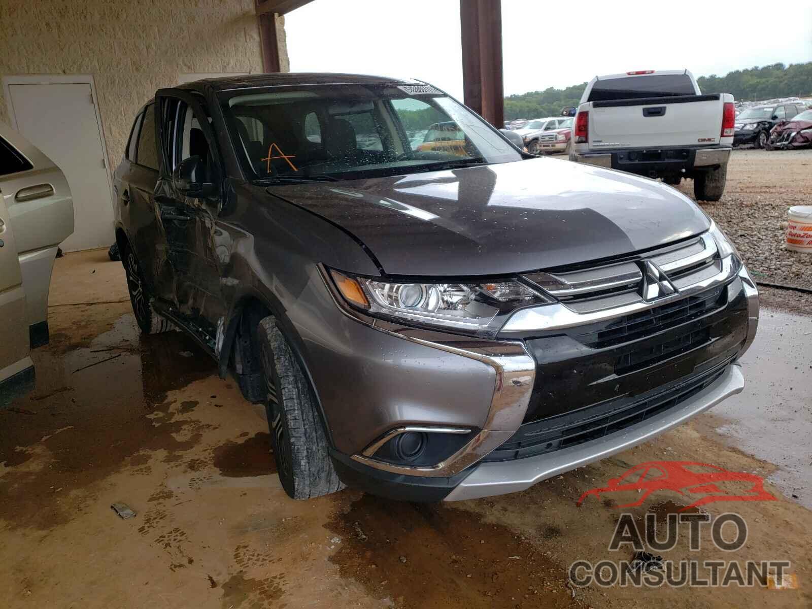 MITSUBISHI OUTLANDER 2018 - JA4AD2A35JJ002796