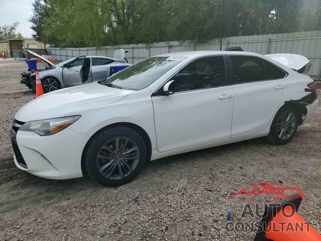 TOYOTA CAMRY 2015 - 4T1BF1FKXFU091622