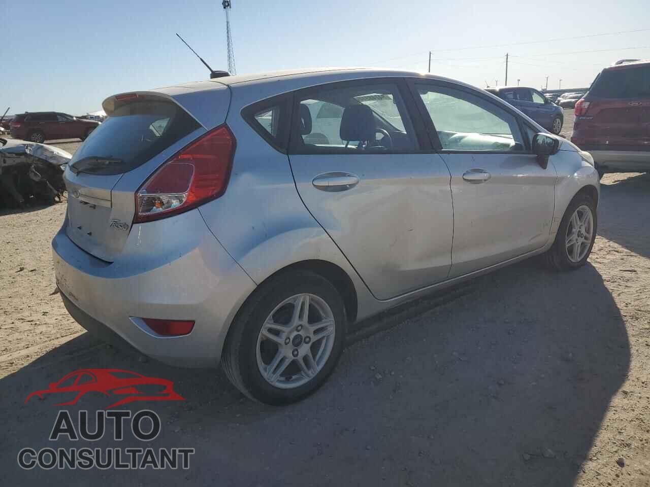 FORD FIESTA 2018 - 3FADP4EJ4JM123777