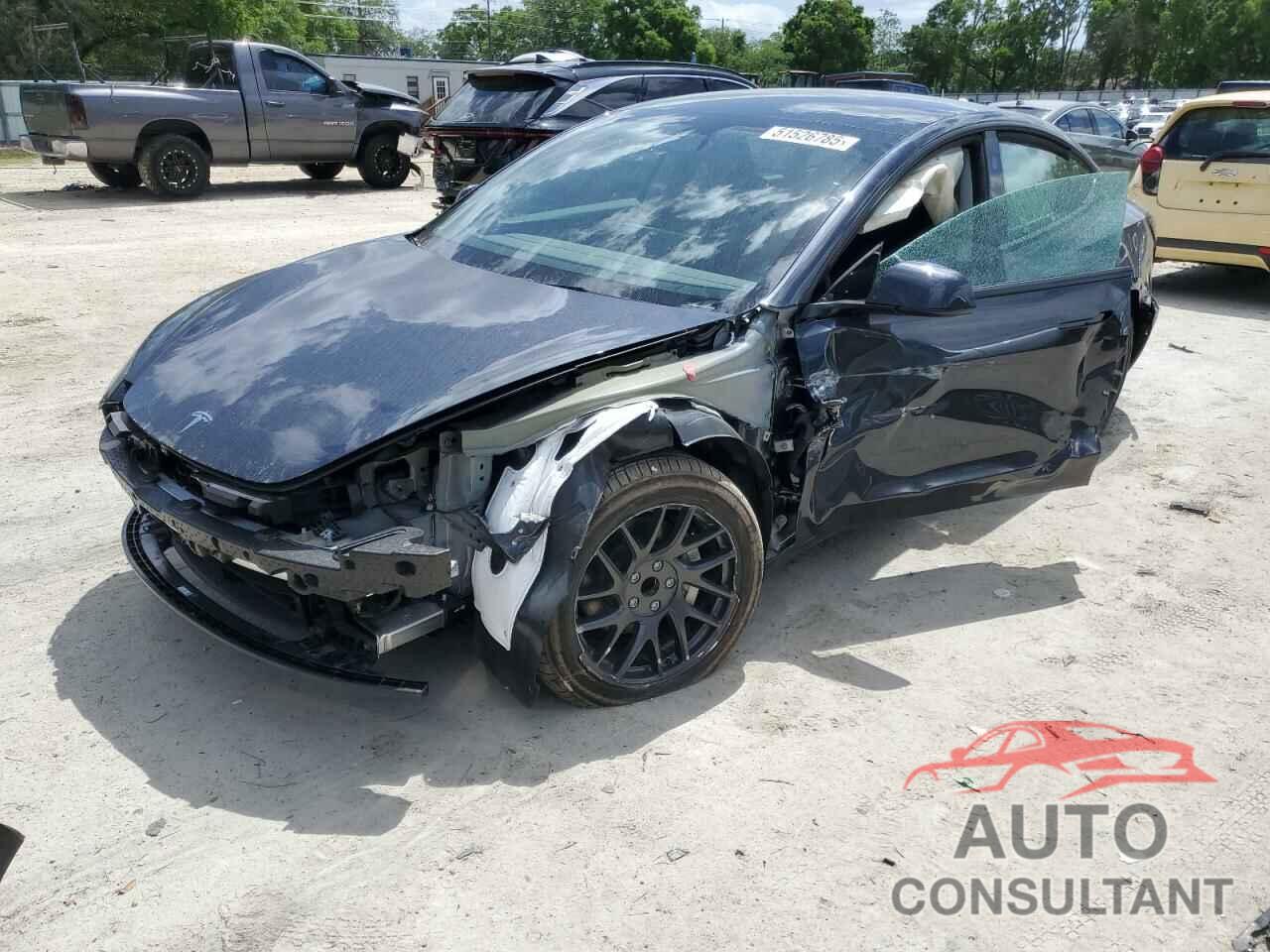 TESLA MODEL 3 2025 - 5YJ3E1EAXSF922964