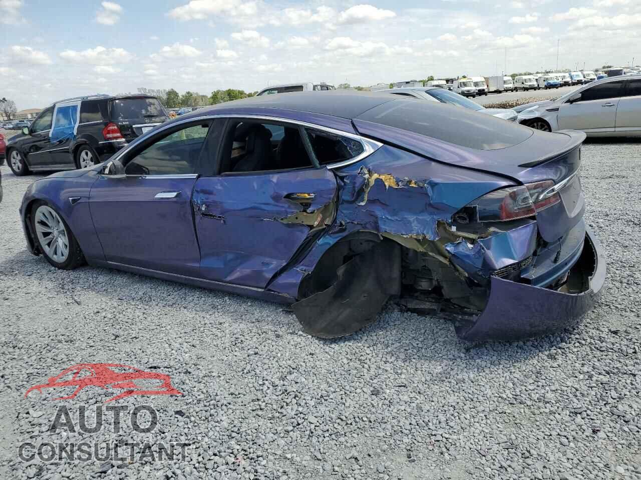 TESLA MODEL S 2020 - 5YJSA1E2XLF354135