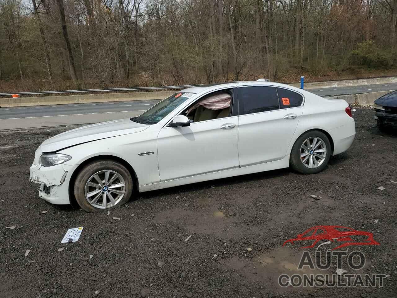 BMW 5 SERIES 2015 - WBA5A7C58FD621858