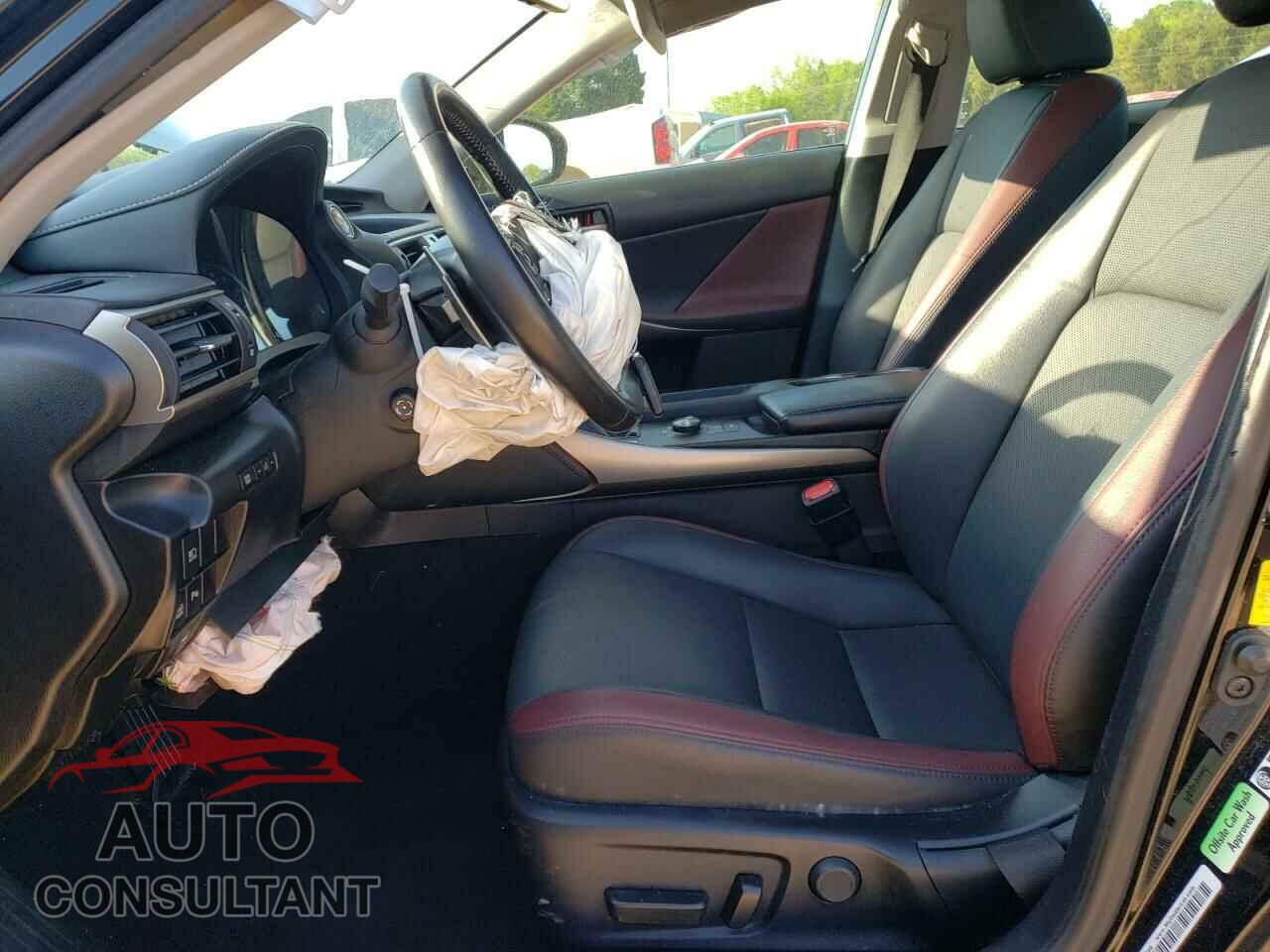 LEXUS IS 2019 - JTHBA1D26K5090430