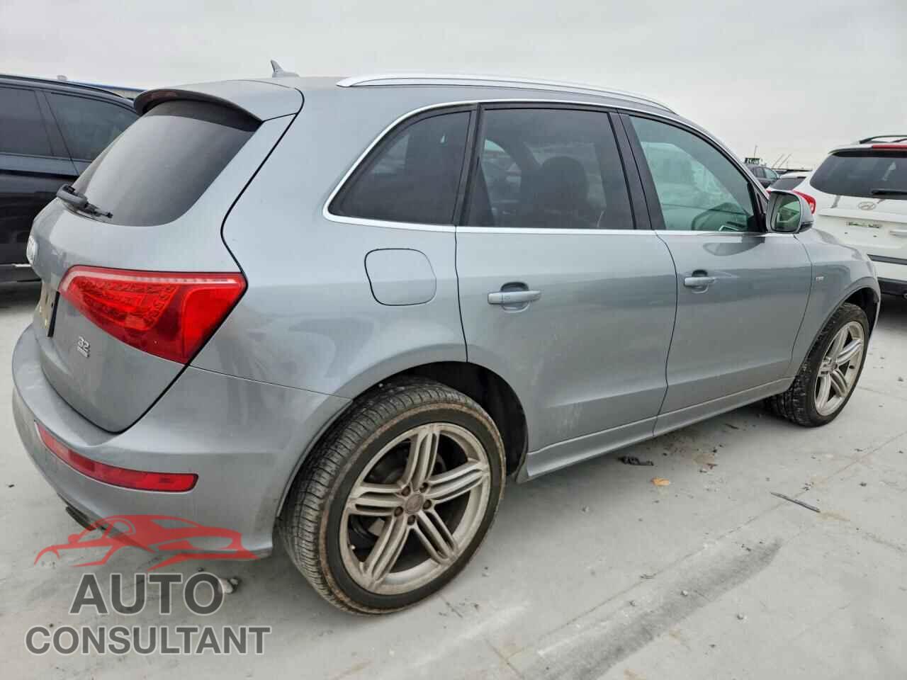 AUDI Q5 2010 - WA1WKAFP0AA009978