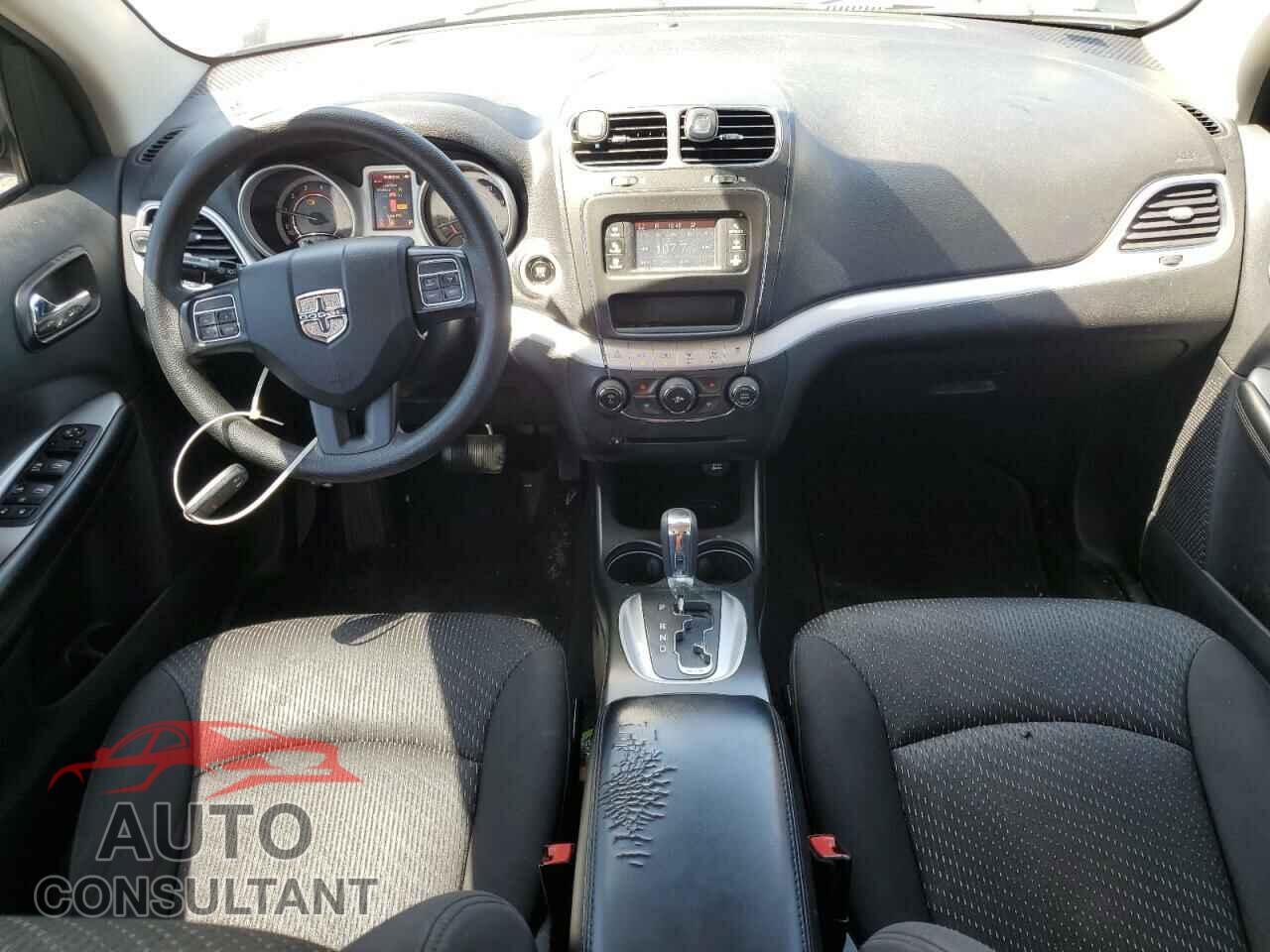 DODGE JOURNEY 2015 - 3C4PDCBGXFT565611