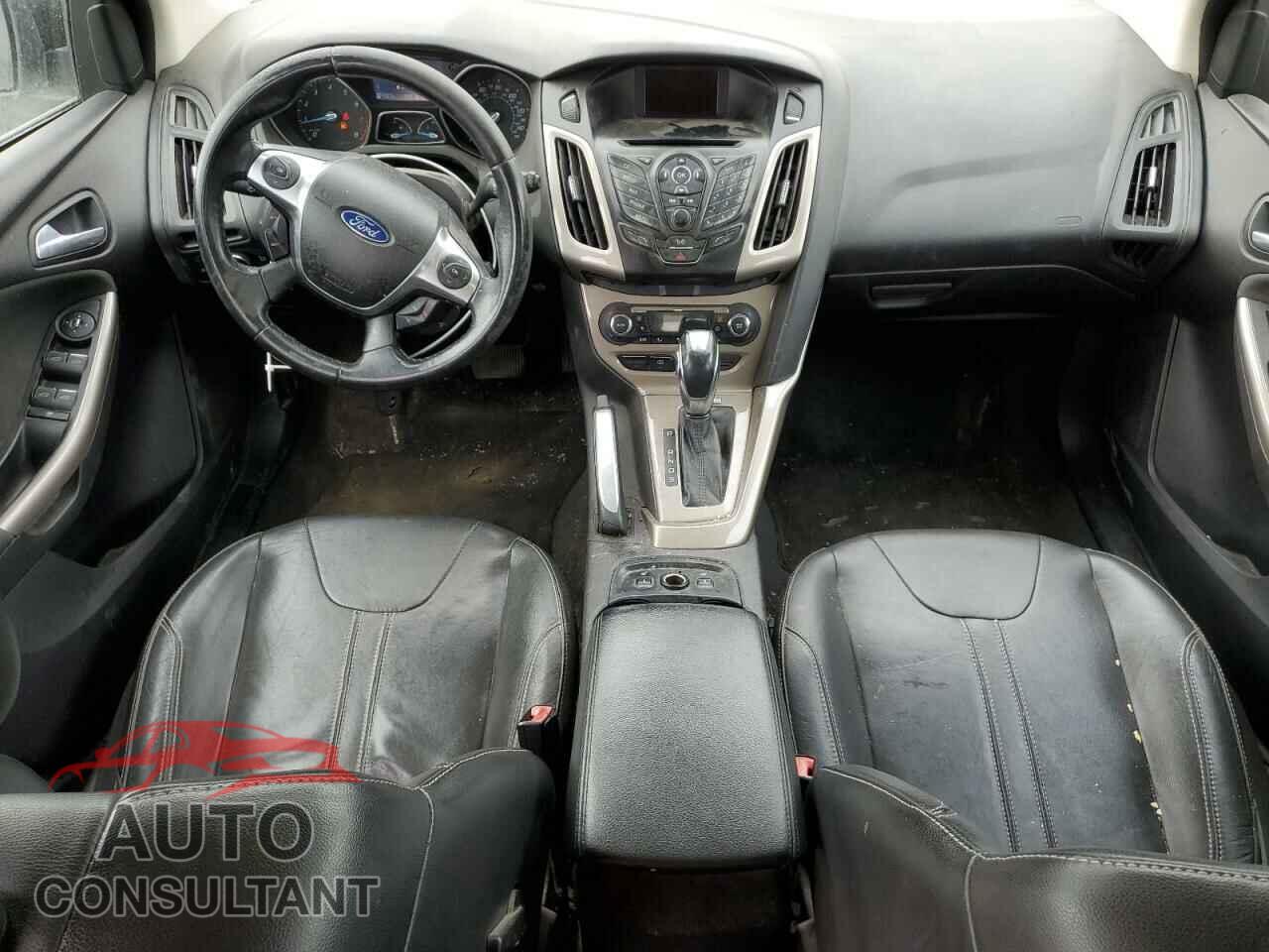 FORD FOCUS 2012 - 1FAHP3M24CL209262