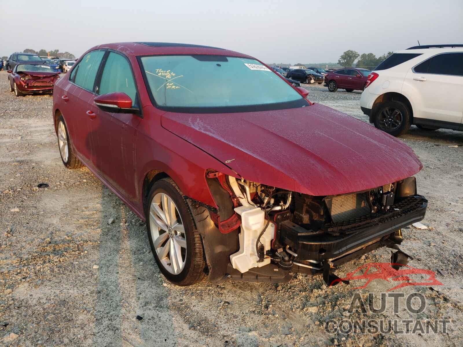 VOLKSWAGEN PASSAT 2019 - 1VWLA7A32KC003265