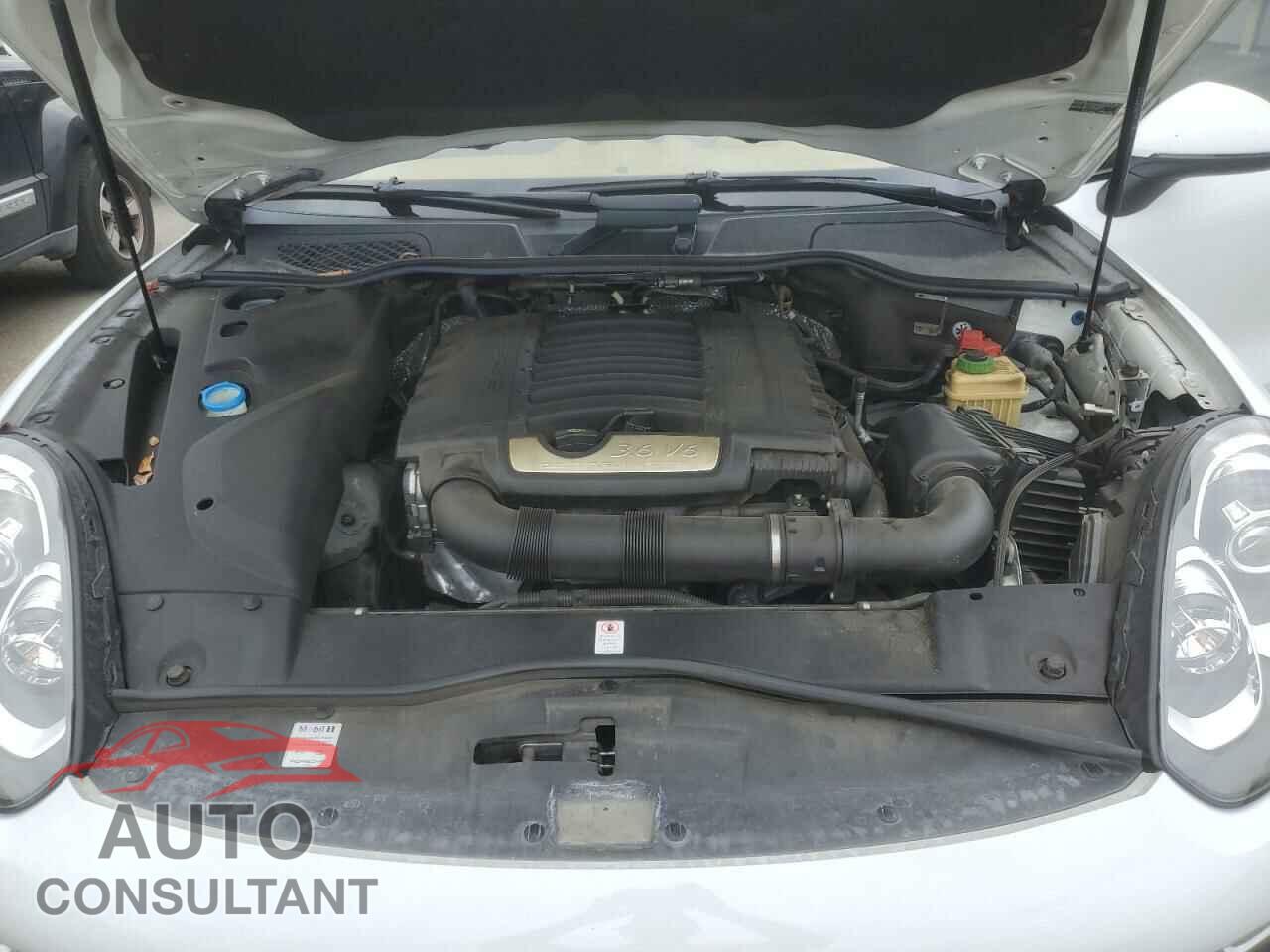 PORSCHE CAYENNE 2017 - WP1AA2A29HKA85075
