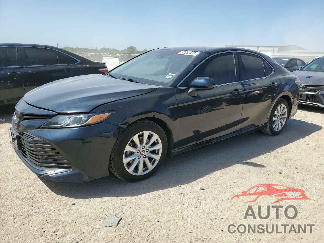 TOYOTA CAMRY 2018 - 4T1B11HKXJU665866